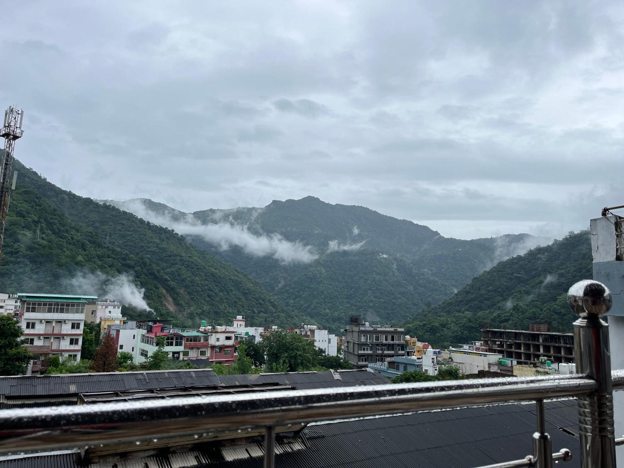 Soul Hostel Rishikesh Exterior photo